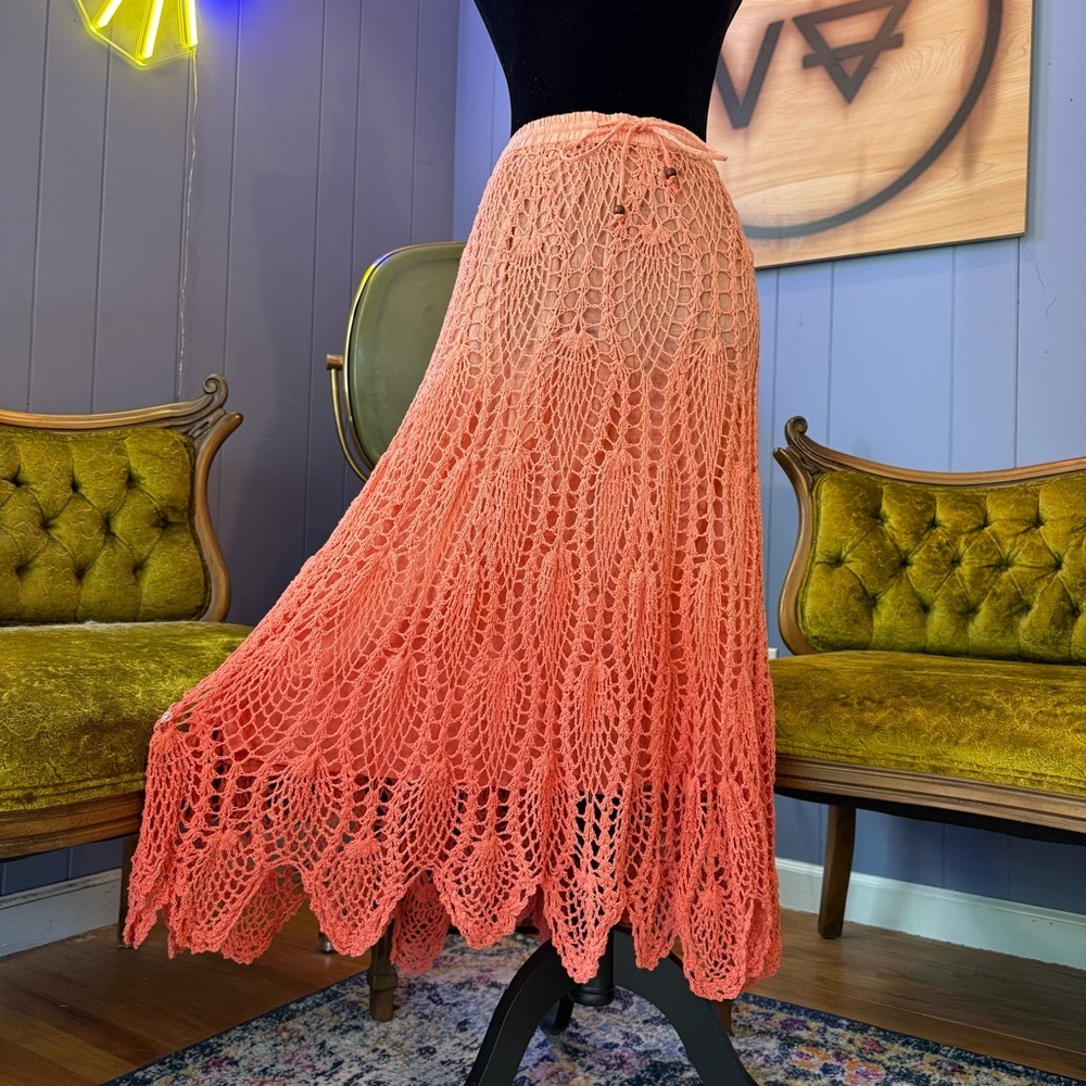 ❌SOLD🏷️Vintage Coral Ombre Crochet Maxi Skirt Size Medium - Picture 4 of 7